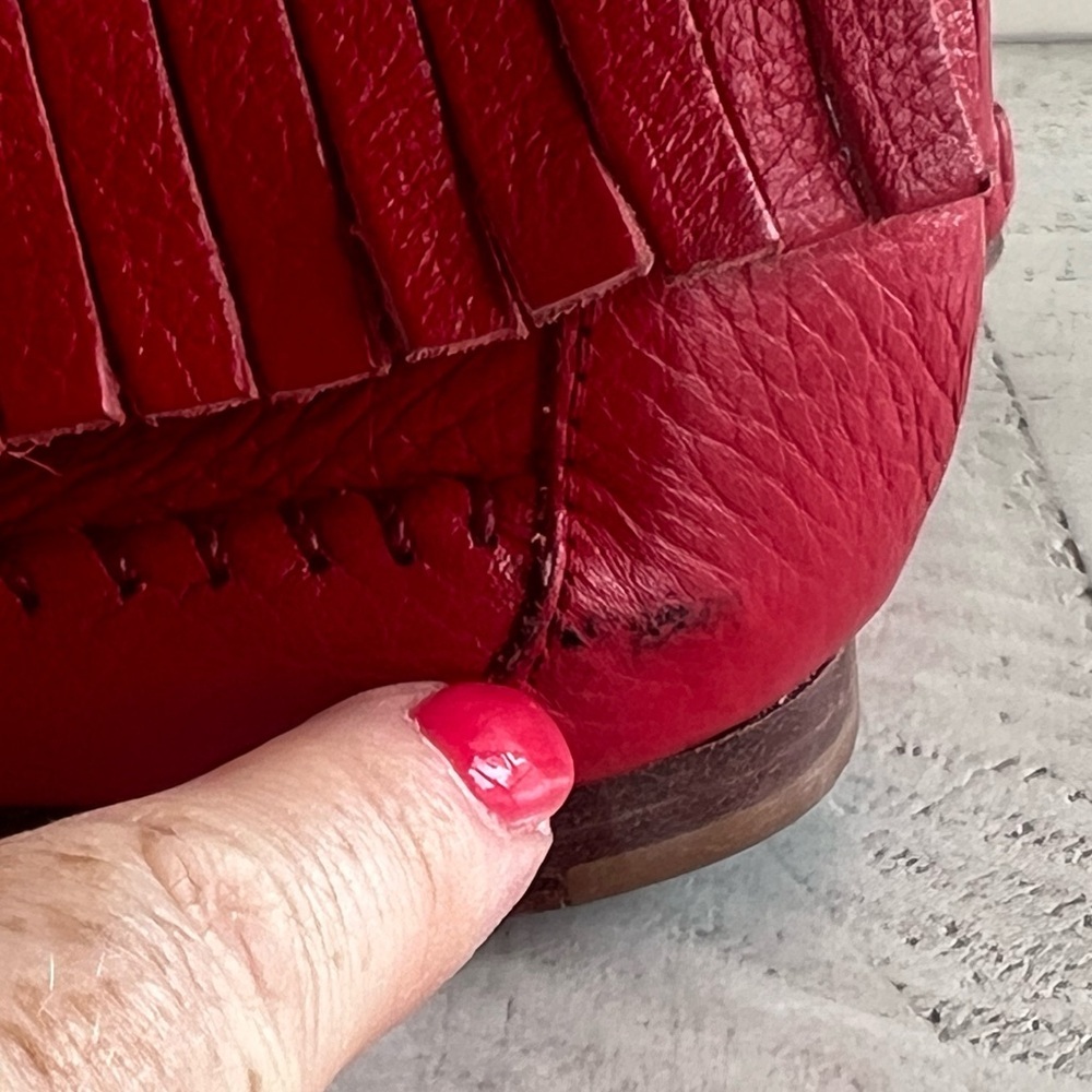 Women’s Vintage Wild Pair Brand Boho Southwestern Red Leather Moccasins size 10B - Picture 10 of 13